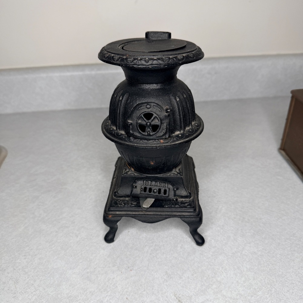 Vintage Blaze Miniature Cast Iron Potbelly Stove Toy Replica Black 8 Inch